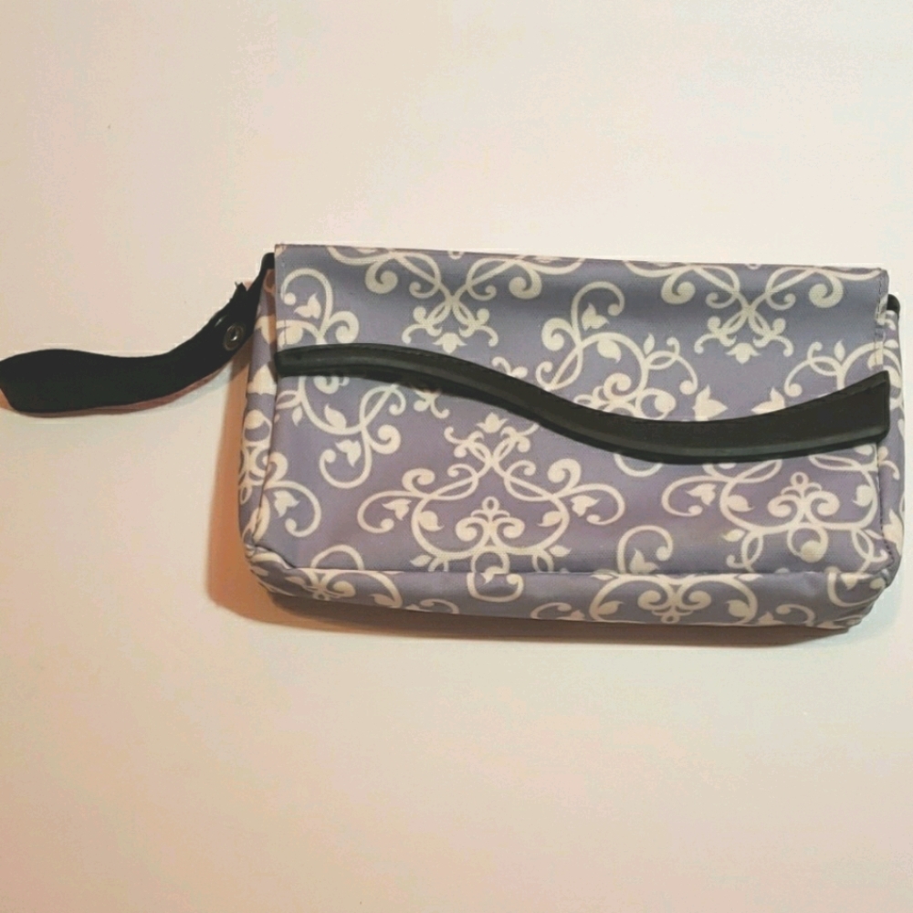 Munchkin Diaper Change Pouch * Ma
